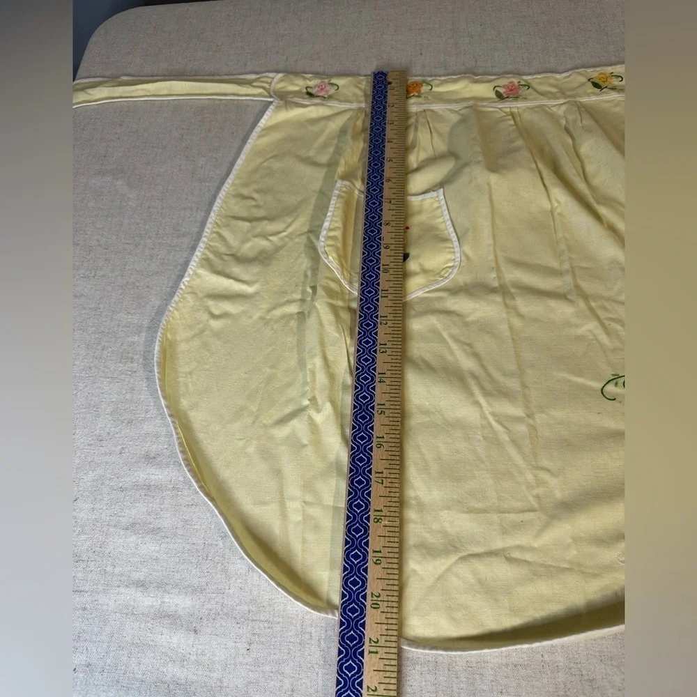 Vintage Peking Waist Apron Embroidered